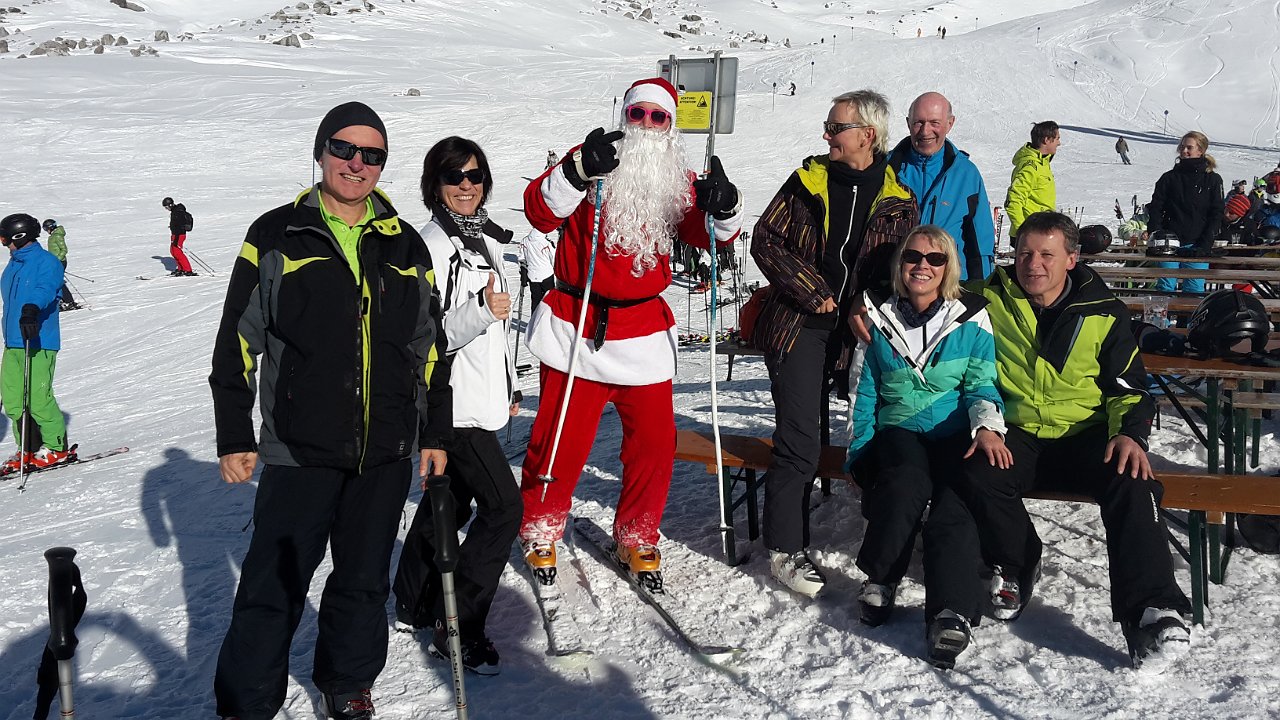 17 Nikolausbesuch auf der Ulmer Huette beim SCO.jpg - Nikolausbesuch auf der Ulmer Hütte beim SCO